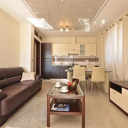 In With Kitchen *