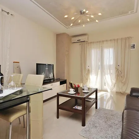 32 Apartman Posedarje